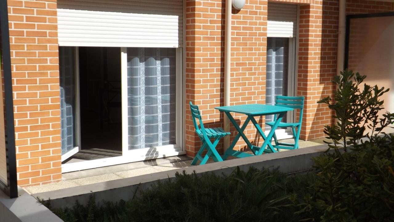 Appartement T2 ,parking privé,terrasse, 10 mns à pieds de la cité corsaire et ses plages Saint-Malo Extérieur photo