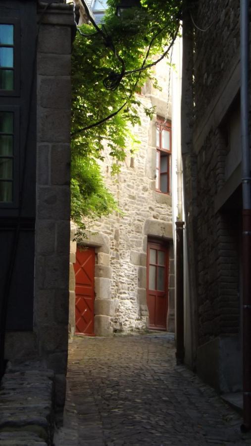 Appartement T2 ,parking privé,terrasse, 10 mns à pieds de la cité corsaire et ses plages Saint-Malo Extérieur photo